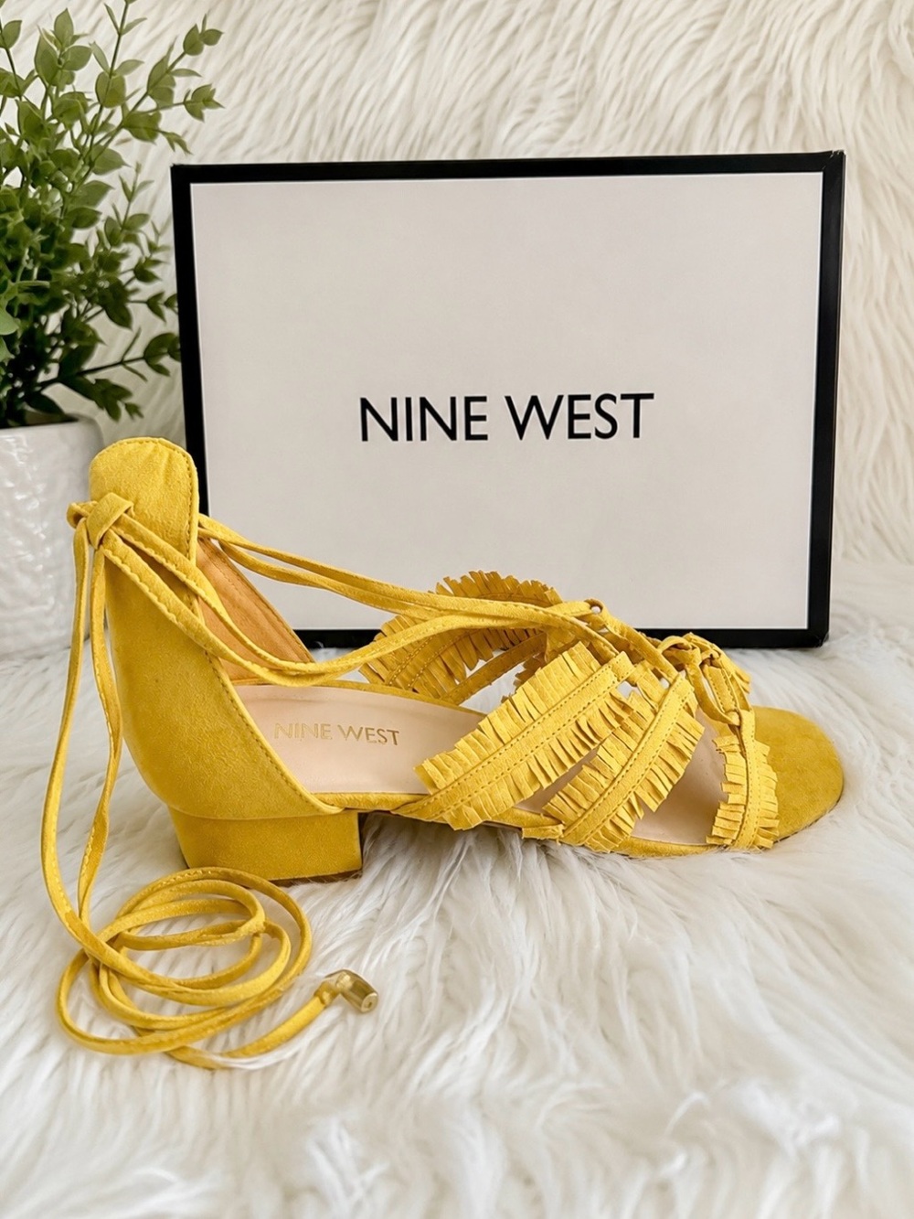 Nine West Lace Up Shoes Women’s Size: 10